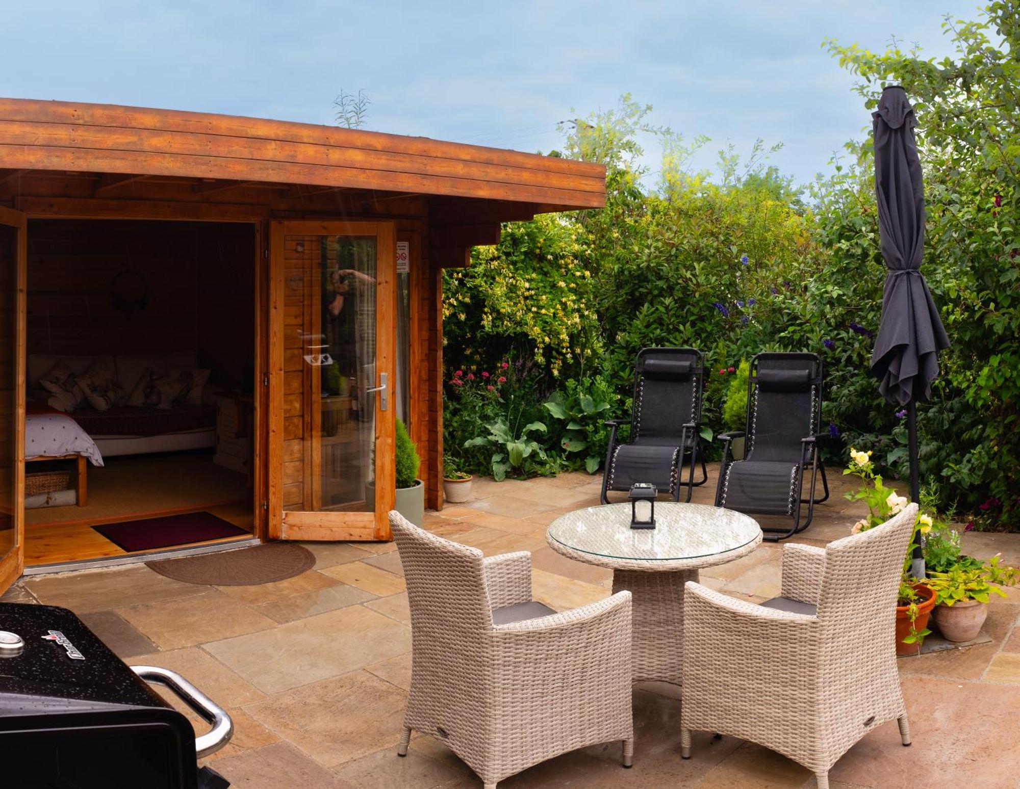 Moors Wood Relaxing ,Tranquil Retreat With Hot Tub Villa Chippenham  Dış mekan fotoğraf