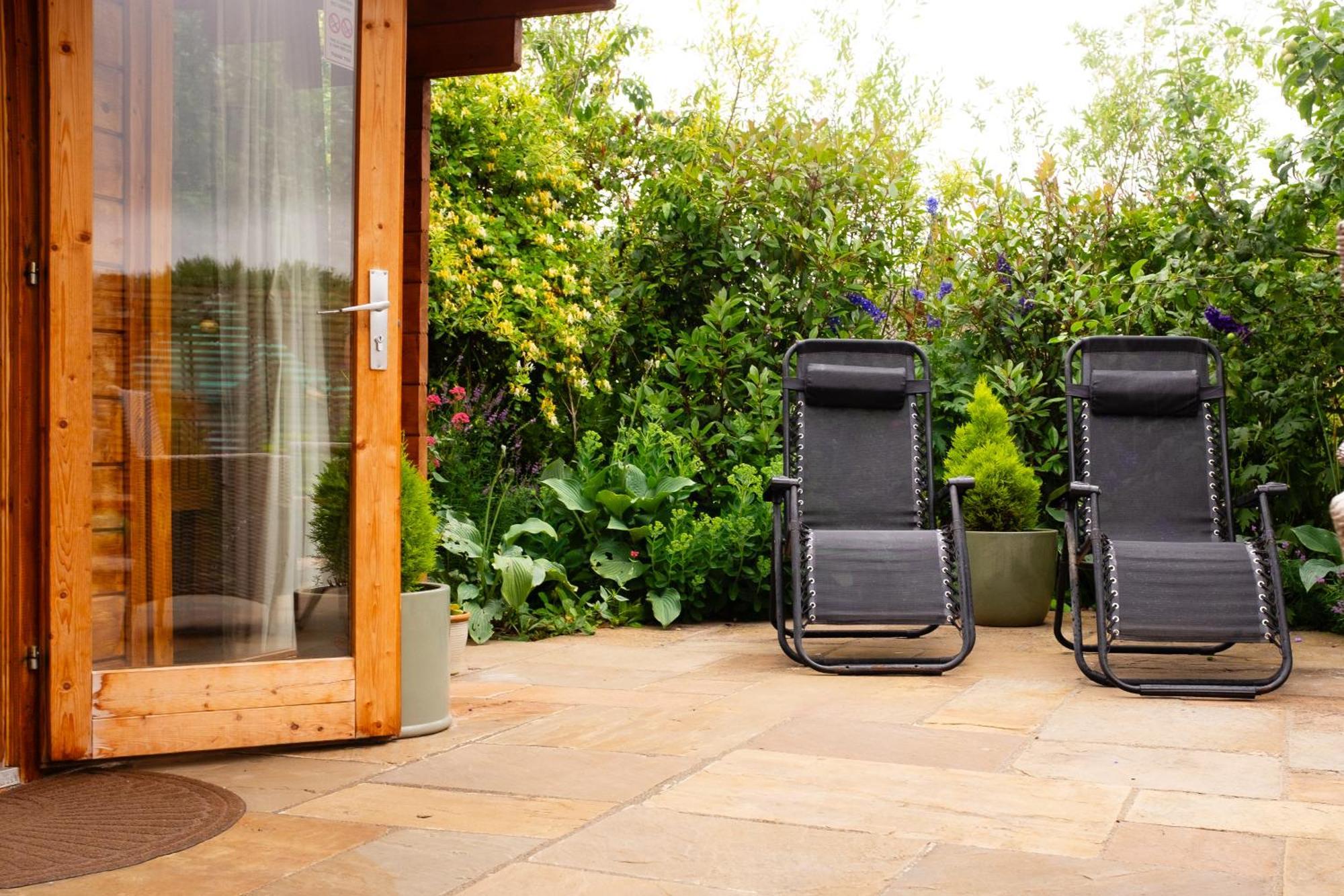 Moors Wood Relaxing ,Tranquil Retreat With Hot Tub Villa Chippenham  Dış mekan fotoğraf